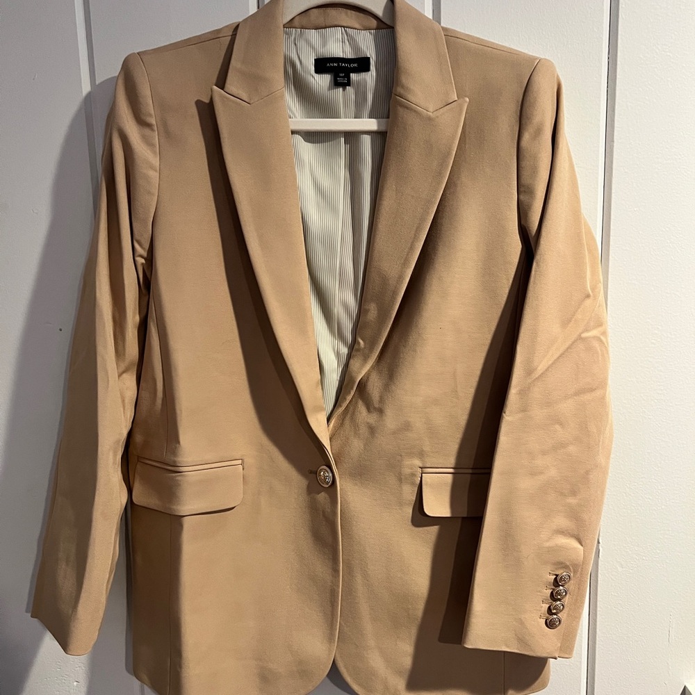 Ann Taylor Tan and Cream Striped Blazer